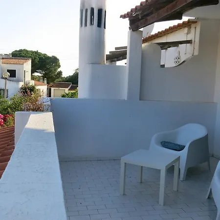 Casa Flores 알부페이라