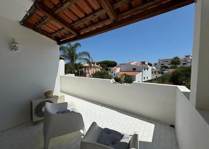 Casa de Férias Casa Flores Albufeira