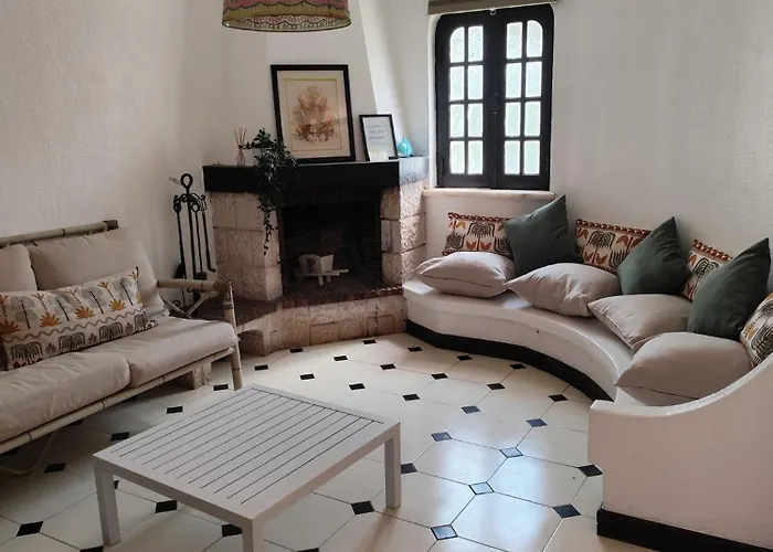 Casa Flores Casa de Férias